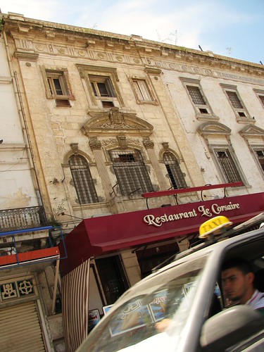 Façade du restaurant dans Sidi El Houari